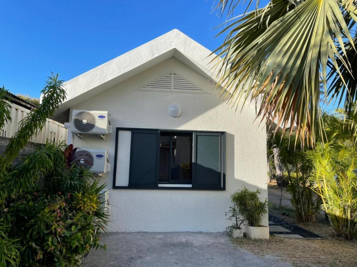 Villa & Bungalow 'Coco Des Sables' Les Pieds Dans L'Eau La Saline Les Bains Exterior foto